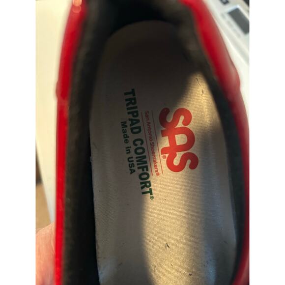 SAS Roamer Women's Size 10 Medium Shiny Red Metallic Leather Strap Comfort Shoes - Picture 7 of 10